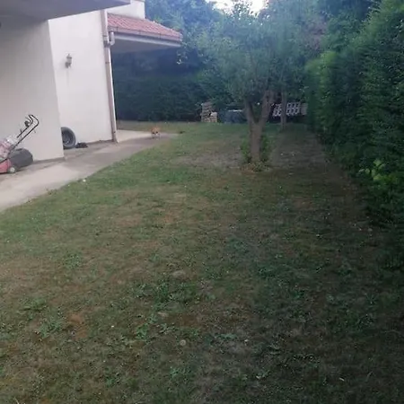 Апартаменты Bea House *